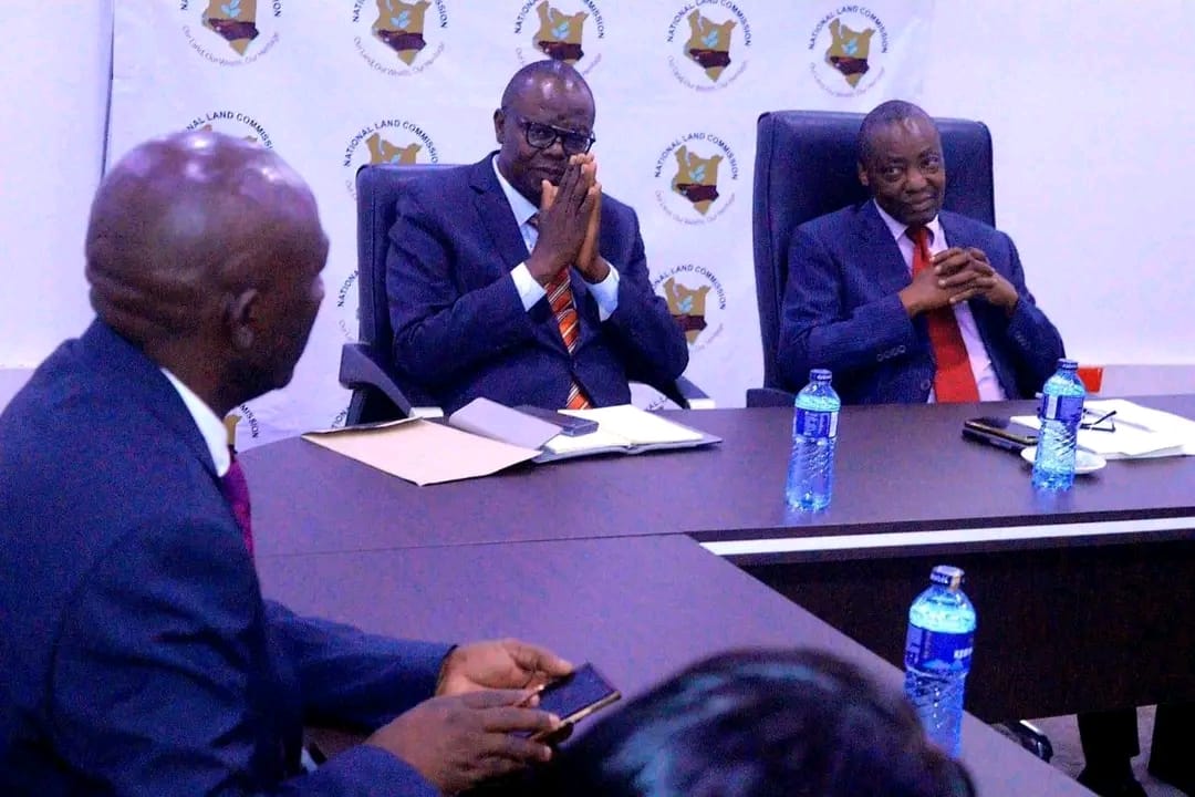 H.E Dr. G.M Ochilo Ayacko met the leadership of the National Lands Commission (NLC), led by the Chairperson Mr. Gershom Otachi, at the Commission’s office in Nairobi.